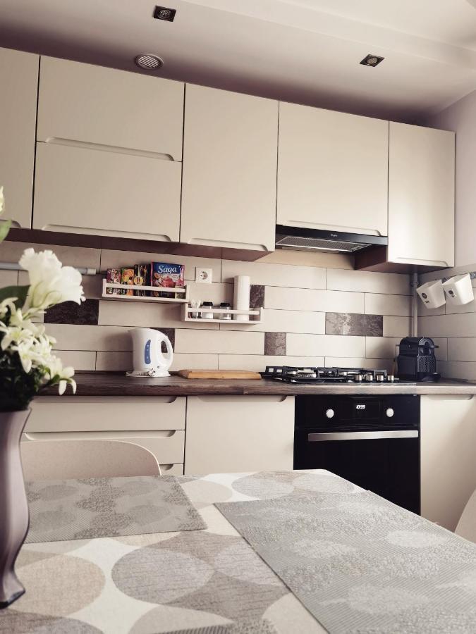 Lujzi apartman Eger Buitenkant foto