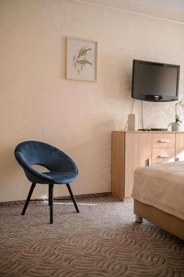Lujzi apartman Eger Buitenkant foto